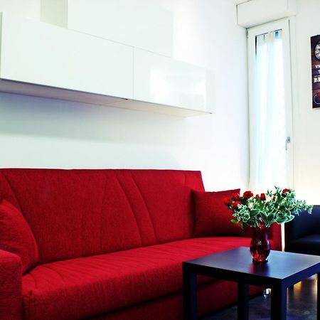 Relax Suite Nazario Bologna Bagian luar foto