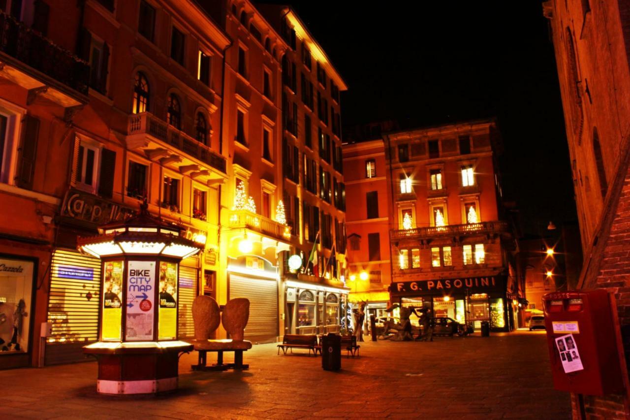 Relax Suite Nazario Bologna Bagian luar foto