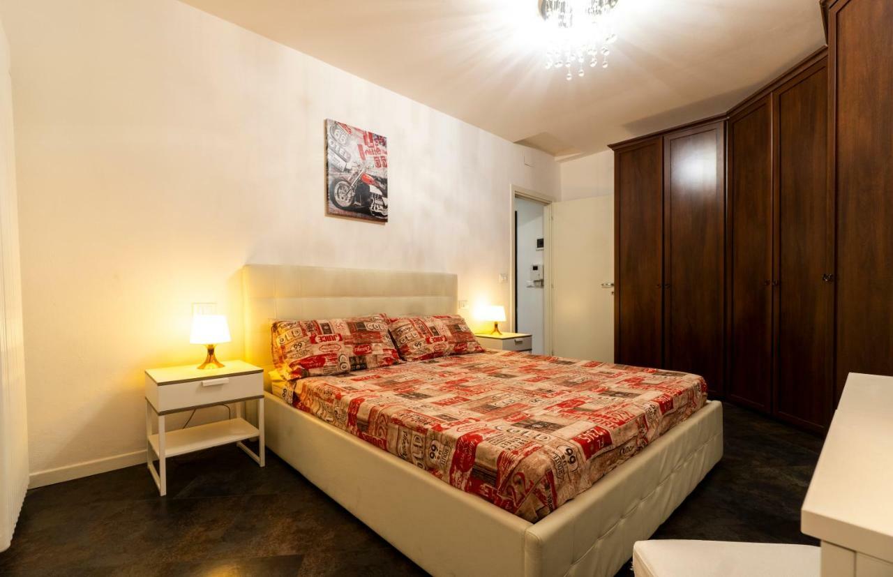 Relax Suite Nazario Bologna Bagian luar foto