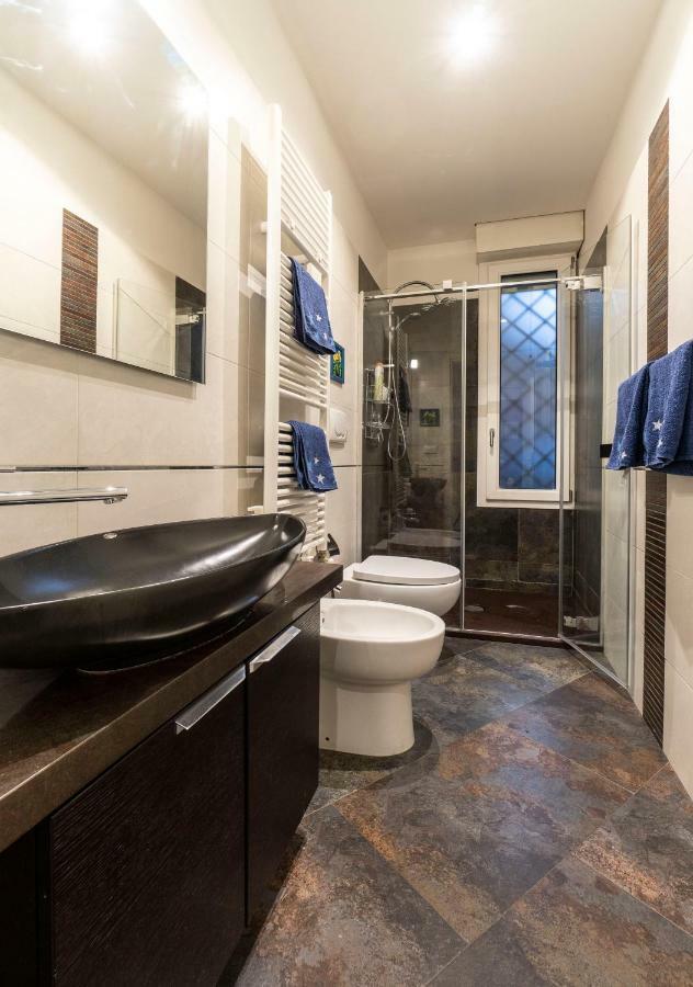Relax Suite Nazario Bologna Bagian luar foto
